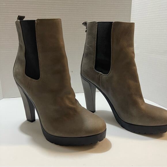 Rosegold Grey heeled boots size 9 - Picture 11 of 11